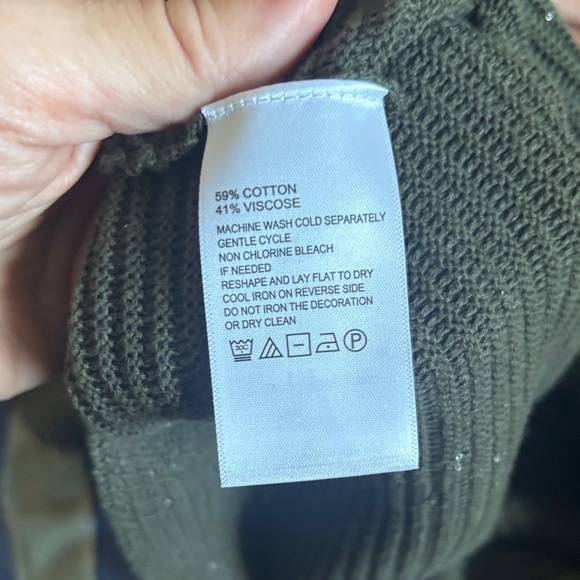 Tommy Bahama Olive Ribbed Women's Sweater - Picture 3 of 3
